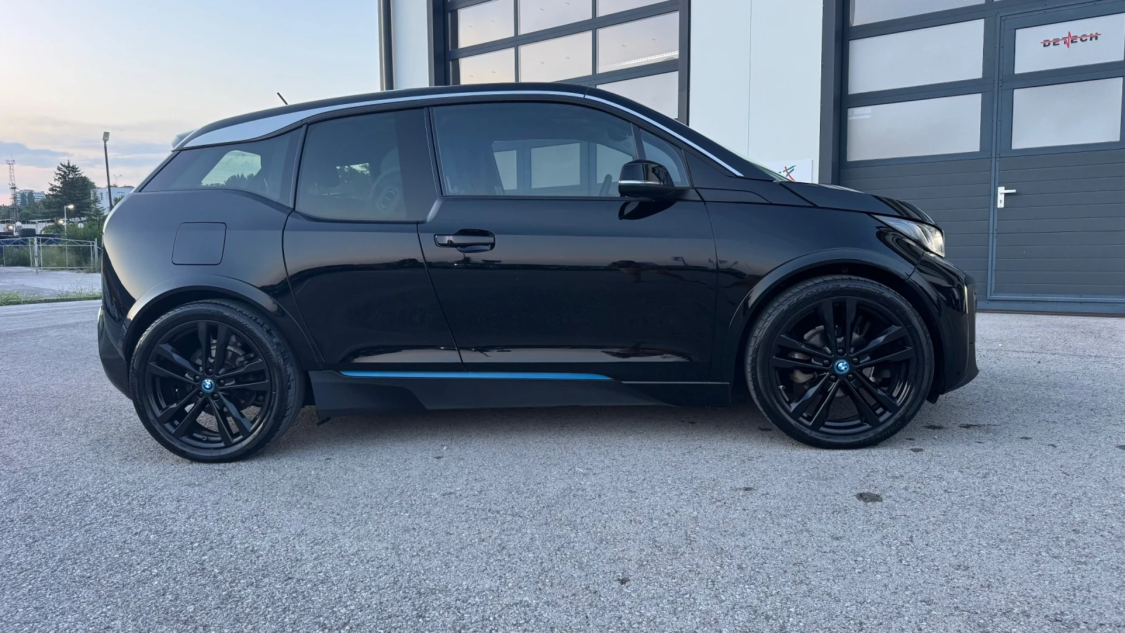 BMW i3 120 Ah Термопомпа Harman Kardon , снимка 6 - Автомобили и джипове - 55342672