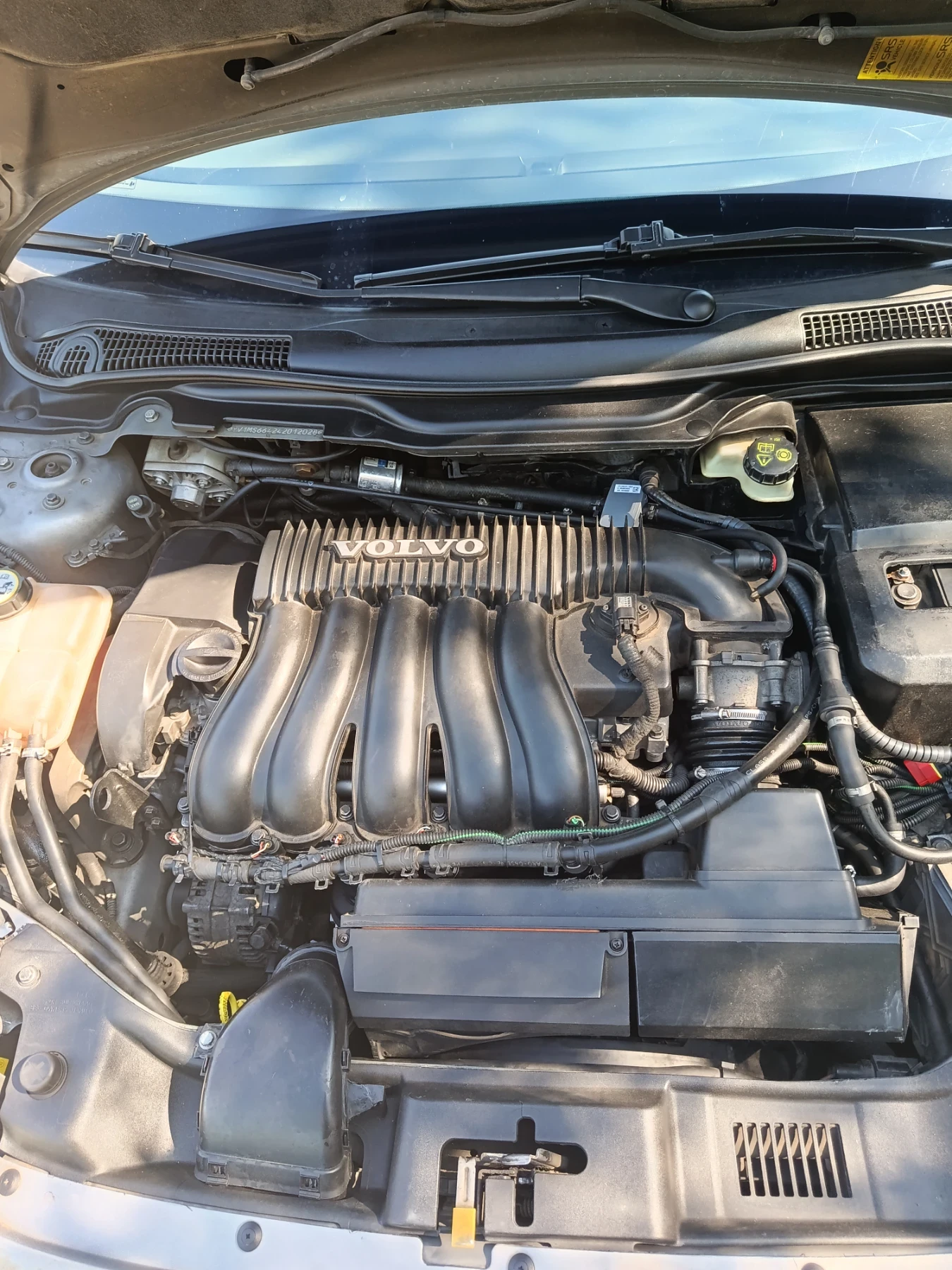 Volvo S40 2.4i, снимка 12 - Автомобили и джипове - 55492169