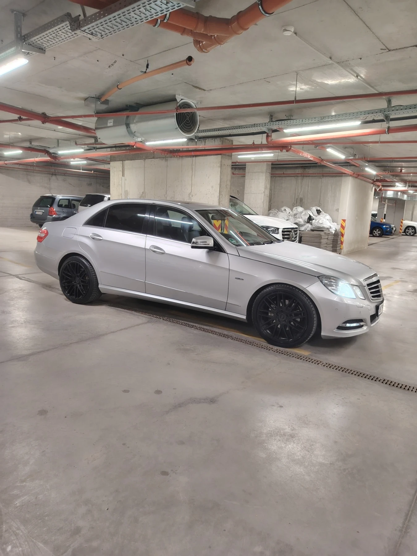 Mercedes-Benz E 350, снимка 5 - Автомобили и джипове - 56082621