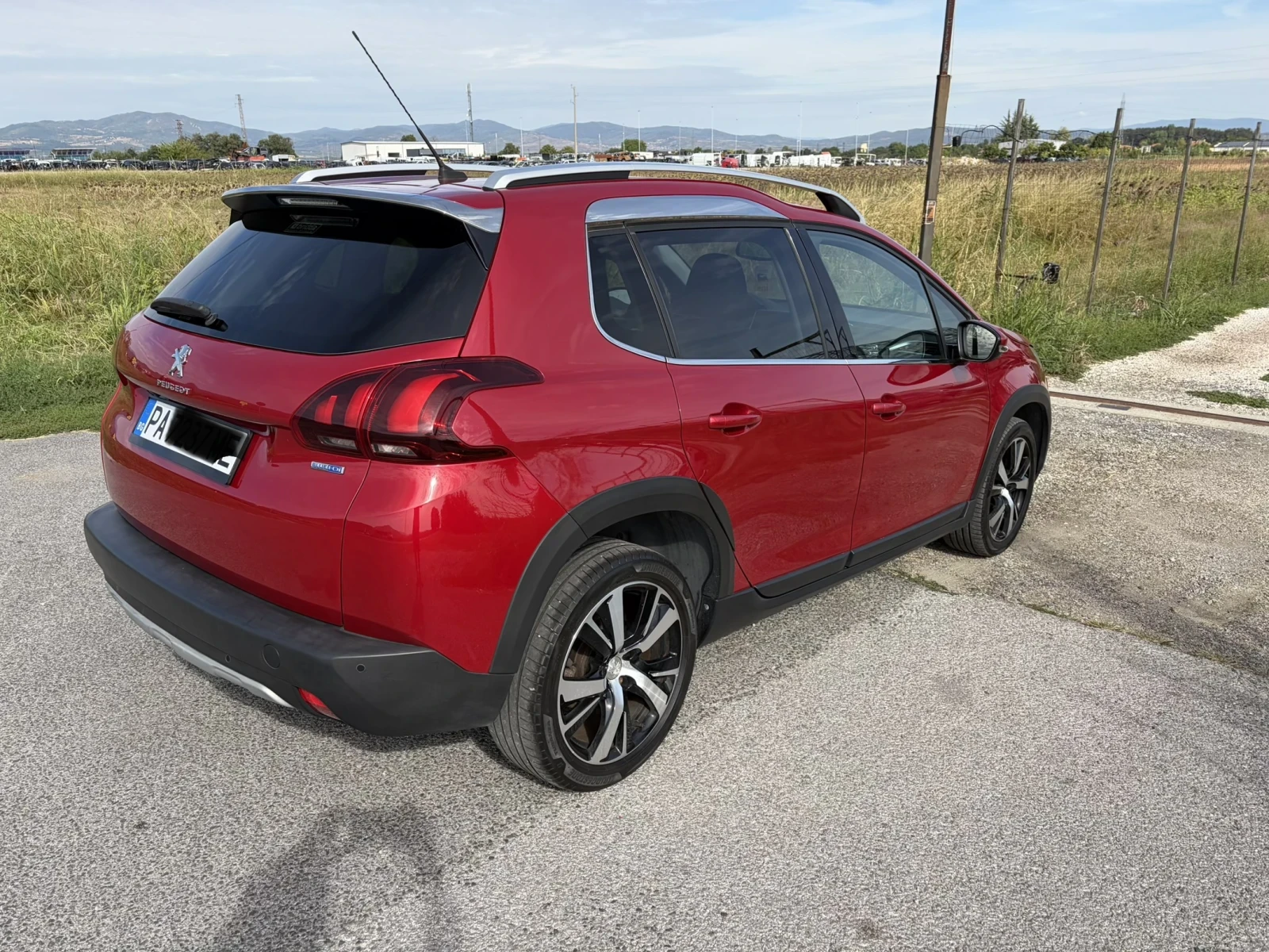Peugeot 2008 1.5 HDI, снимка 5 - Автомобили и джипове - 56087473