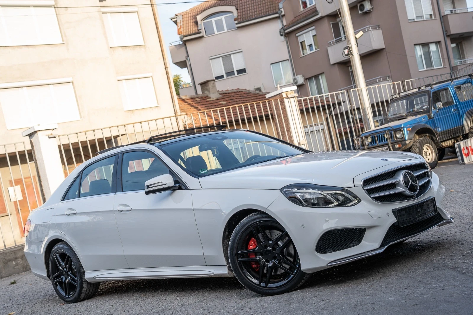 Mercedes-Benz E 350 PANO-AMG-FACE-360CAM-АЛКАНТАРА-DISTR-ПОДГР-FULL