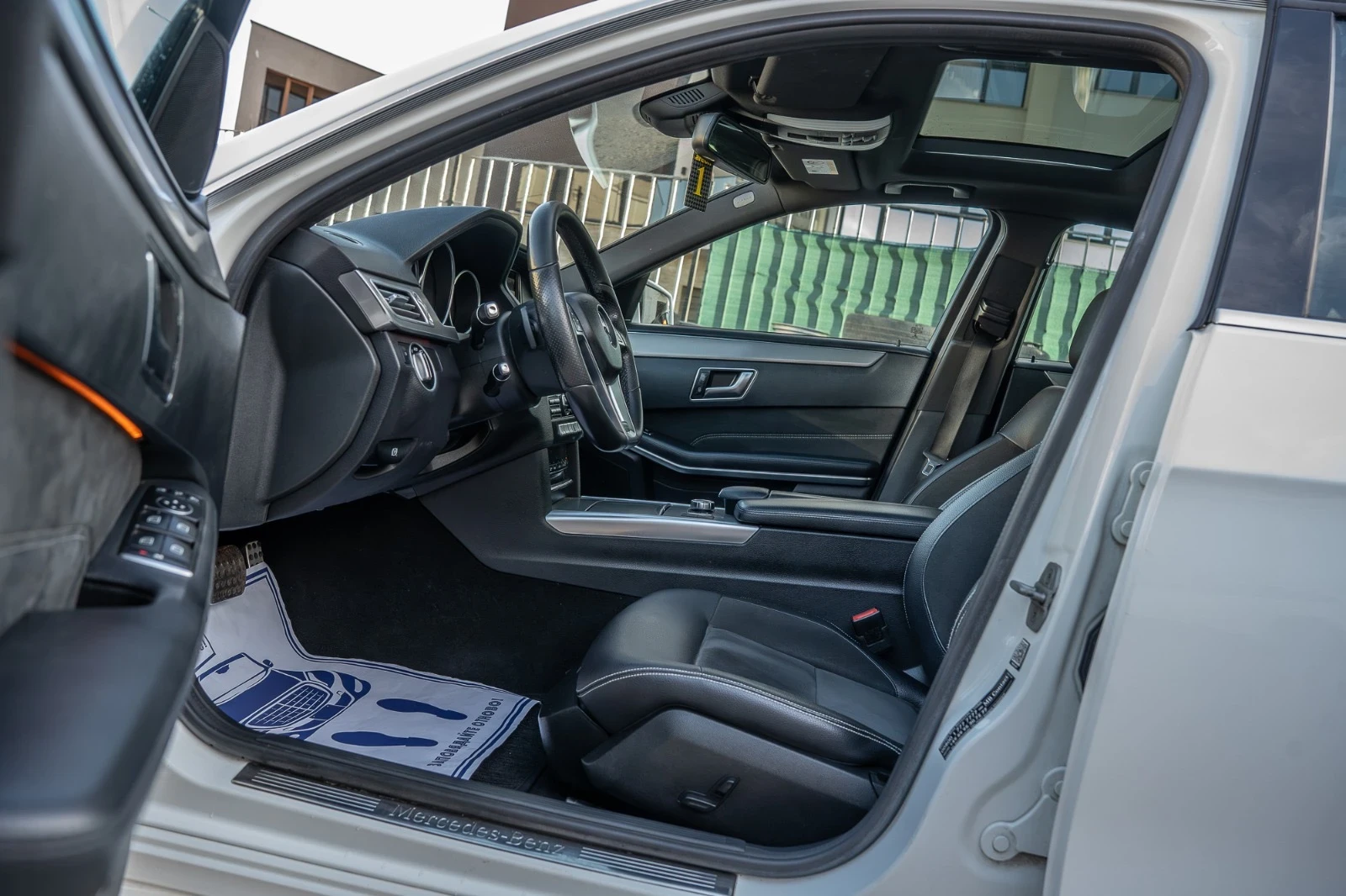 Mercedes-Benz E 350 PANO-AMG-FACE-360CAM-���������-DISTR-�����-FULL | Mobile.bg � ����������� 13
