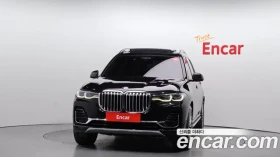 BMW X7 * 40i* 7 МЕСТА* B&O* ОБДУХВАНЕ* ПОДГРЕВ* 2ТВ* ПАНО, снимка 2