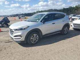 Hyundai Tucson  1