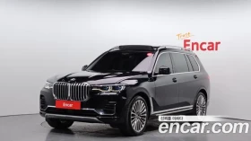 ������ BMW X7
