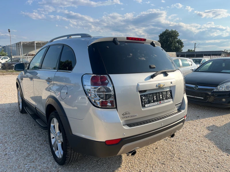 Chevrolet Captiva 2.2D-184k.cАВТОМАТИК, .7 МЕСТА, ЛИЗИНГ, снимка 5 - Автомобили и джипове - 46716045