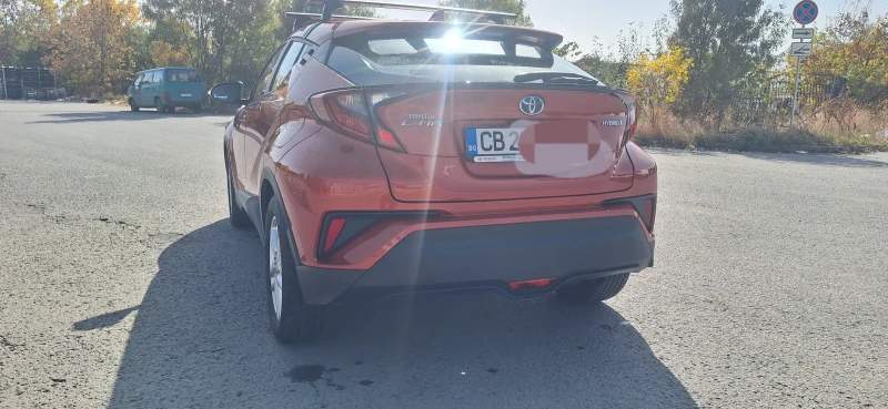 Toyota C-HR 1.8, снимка 5 - Автомобили и джипове - 47343298