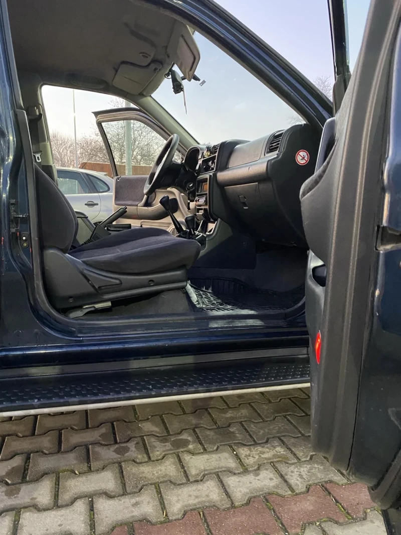 Opel Frontera 2.2, снимка 9 - Автомобили и джипове - 49485549