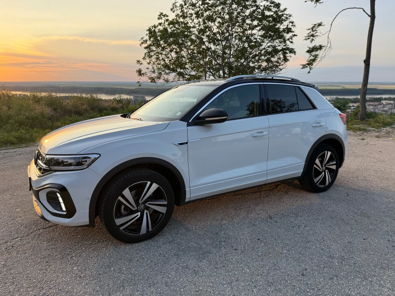 VW T-Roc, снимка 3 - Автомобили и джипове - 50526835