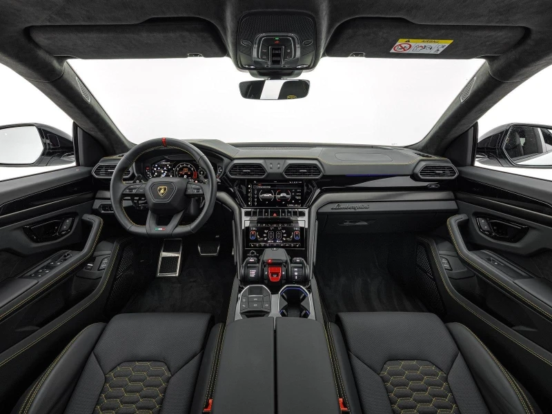 Lamborghini Urus S HEAD UP PANO NAVI 360 CAMERA , снимка 12 - Автомобили и джипове - 51508805