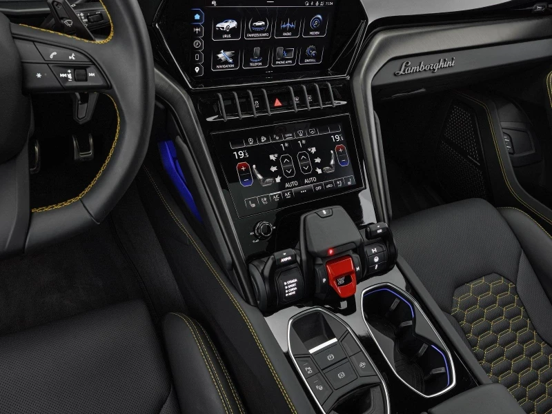 Lamborghini Urus S HEAD UP PANO NAVI 360 CAMERA , снимка 11 - Автомобили и джипове - 51508805