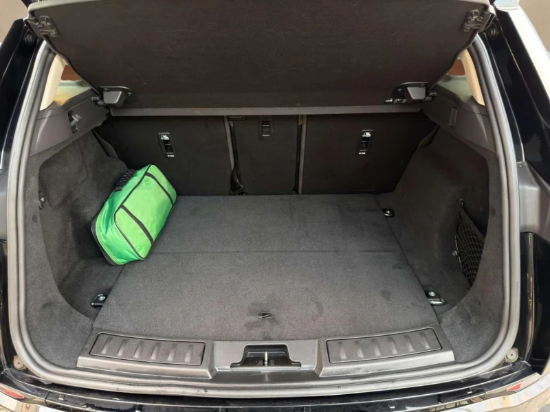 Land Rover Range Rover Evoque 2.0, снимка 12 - Автомобили и джипове - 52852511