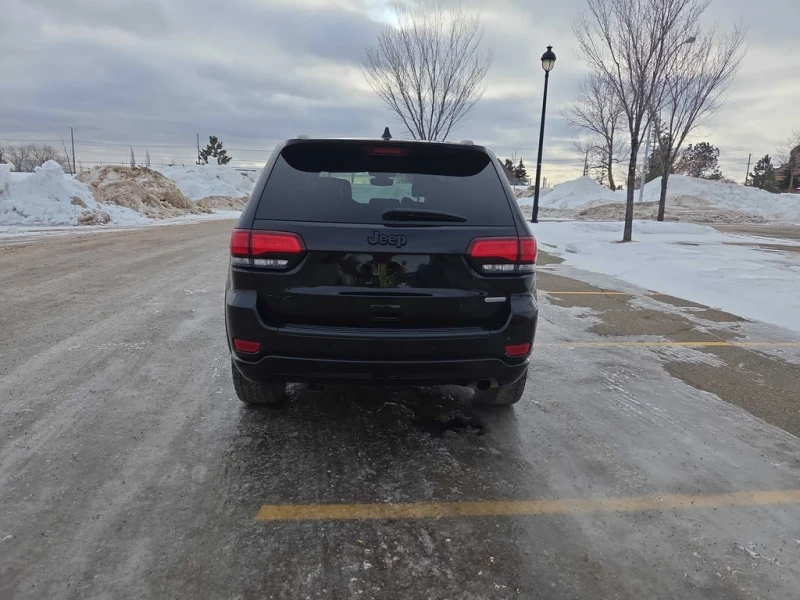 Jeep Grand cherokee * Altitude * CARFAX * , снимка 4 - Автомобили и джипове - 53232658