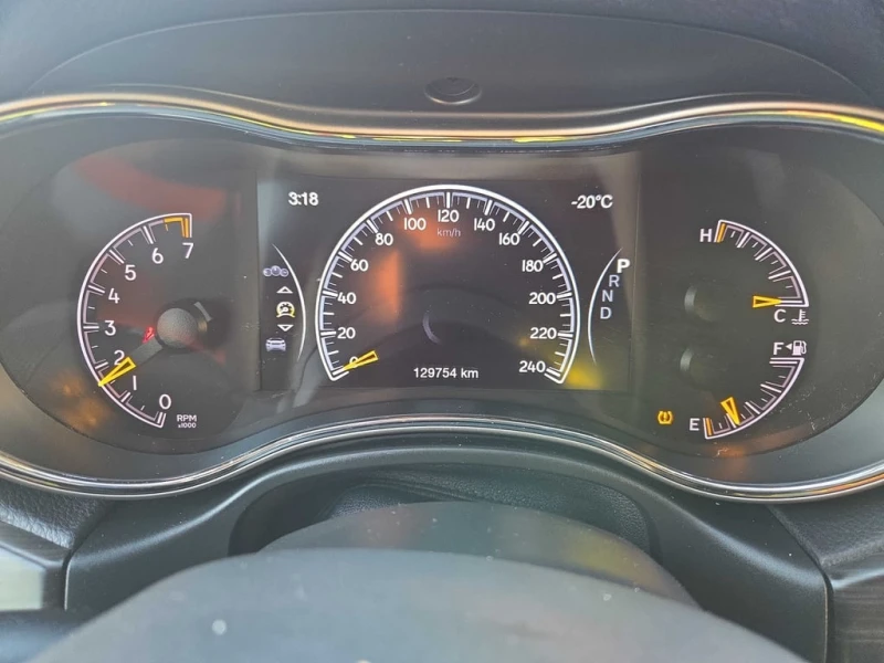 Jeep Grand cherokee * Altitude * CARFAX * , снимка 8 - Автомобили и джипове - 53232658