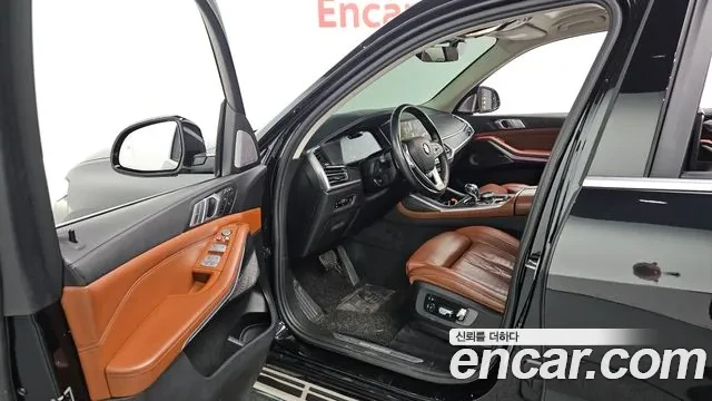 BMW X7 * 40i* 7 �����* B&O* ���������* �������* 2��* ���� | Mobile.bg � ����������� 6