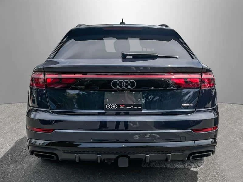 Audi Q8  Technik / 360 / DIS / HUD / B&O / MATRIX / CARFAX, снимка 3 - Автомобили и джипове - 55547980