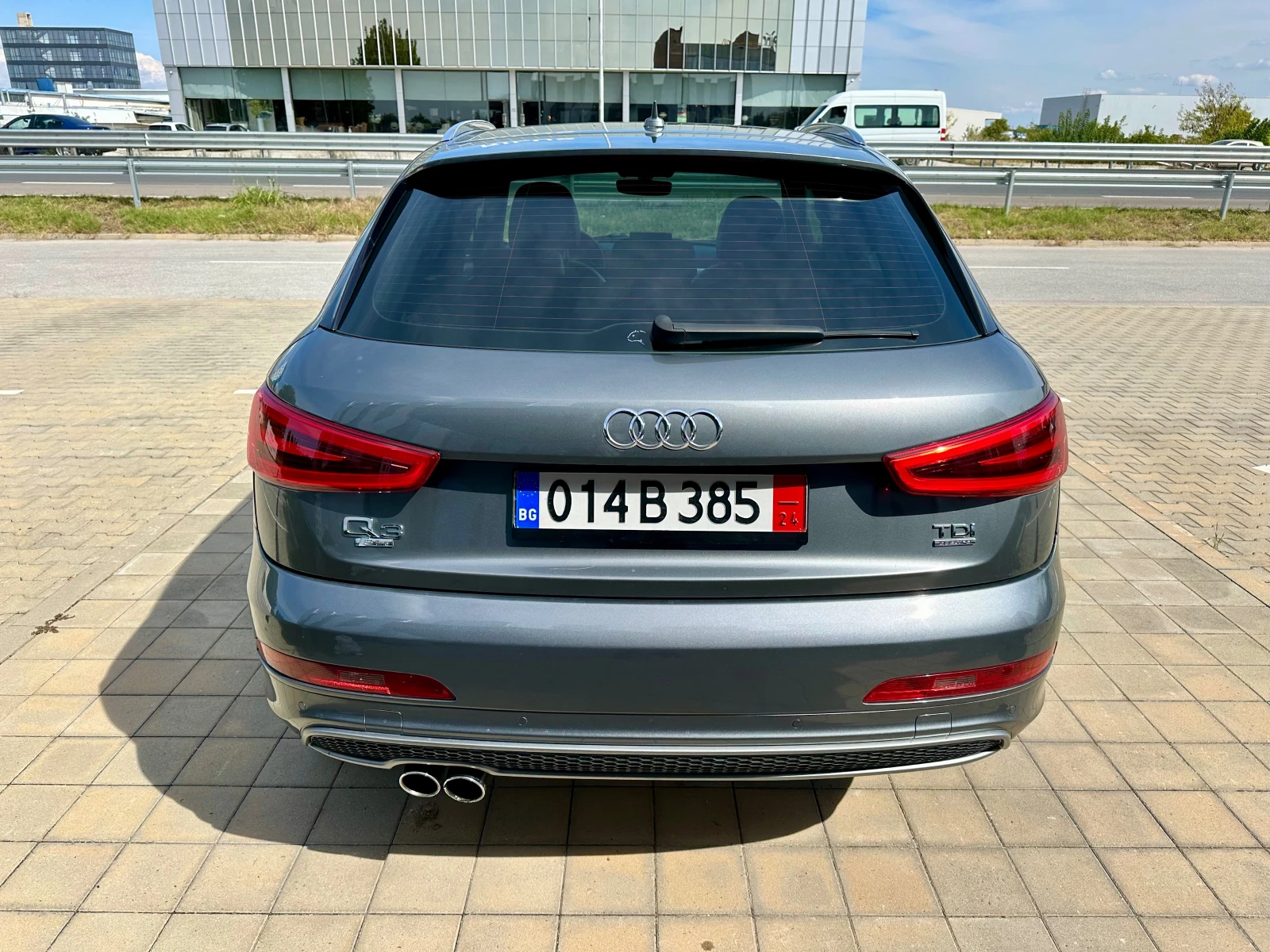 Audi Q3 S-LINE 4* 4 АВТОМАТИК - изображение 6