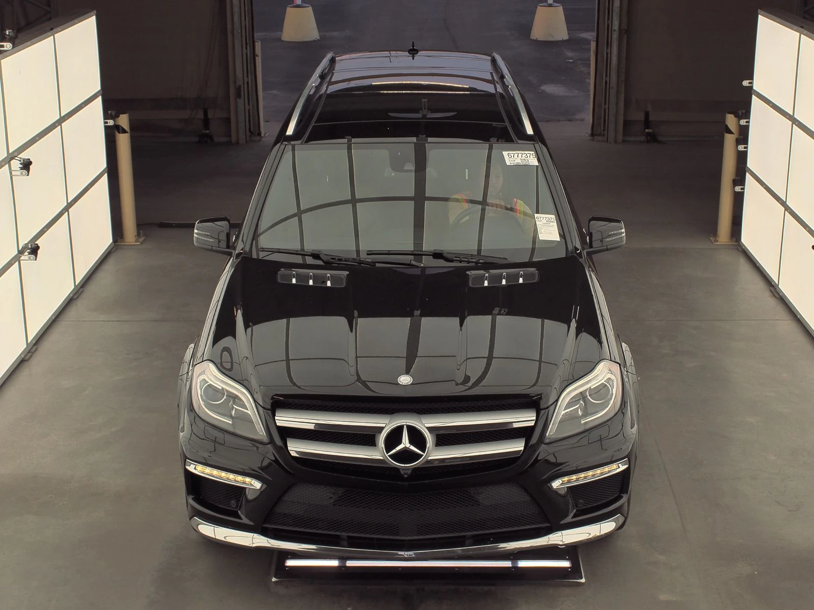 Mercedes-Benz GL 500 AMG* 7МЕСТА* HARMAN* МАСАЖ* ОБДУХ* LANE ASSIST* KE - изображение 2