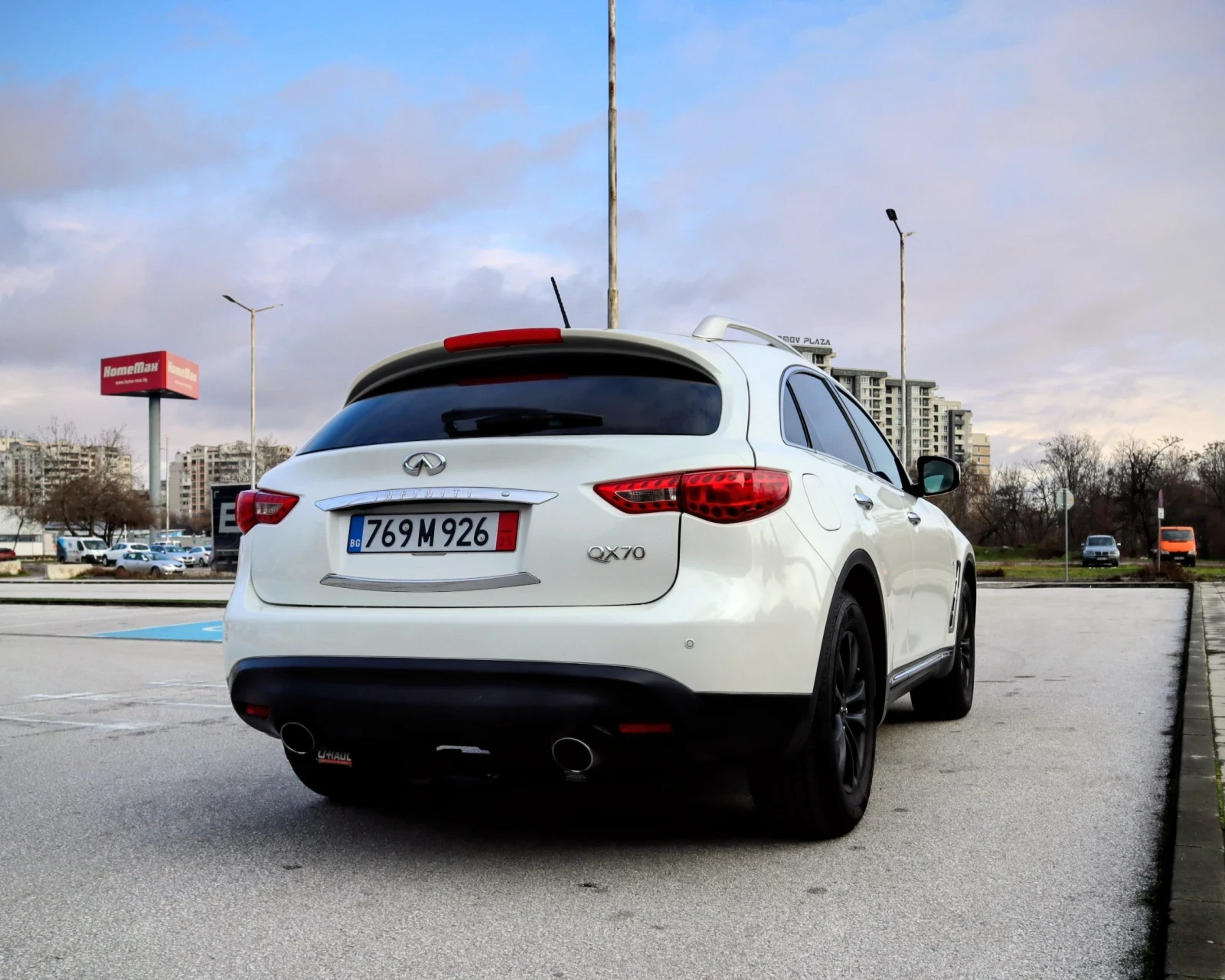 Infiniti QX70, снимка 4 - Автомобили и джипове - 52362145