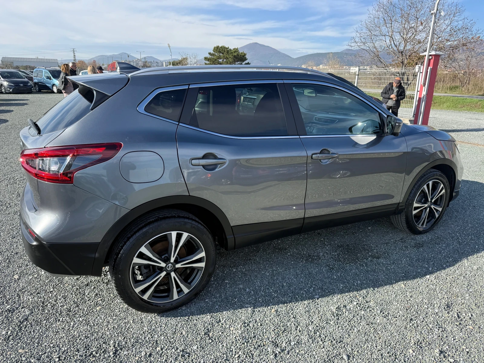 Nissan Qashqai (KATO НОВА) - изображение 5