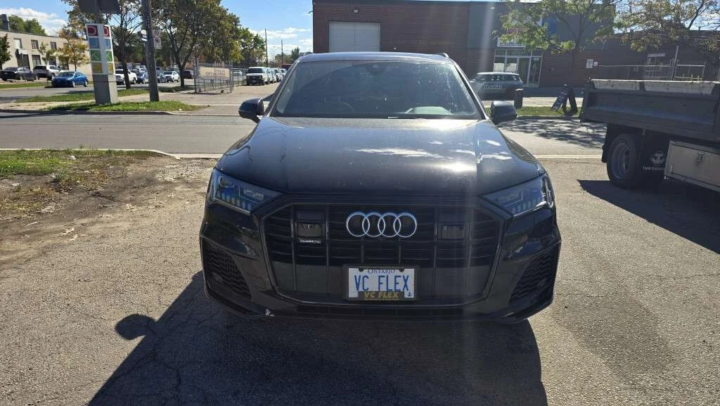 Audi Q7  quattro , MATRIX , Progressiv * CARFAX *  - изображение 3