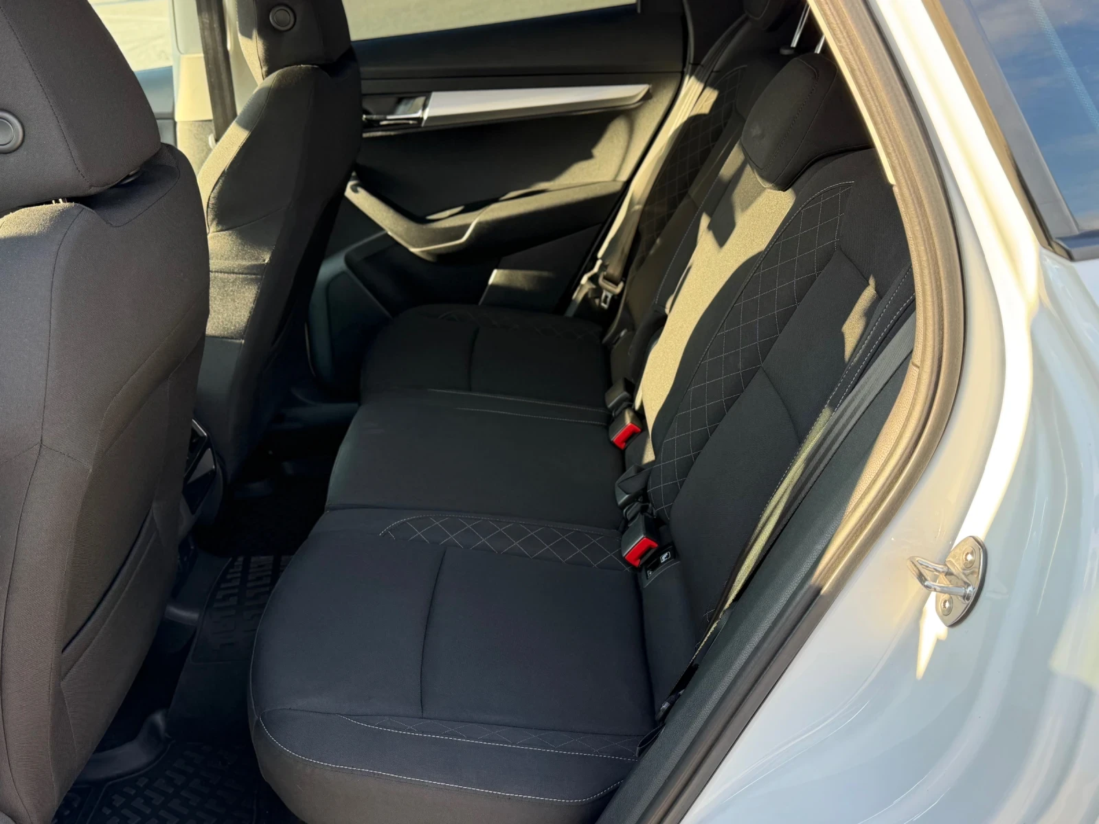 Skoda Karoq ���������! ������ ������� + �����! | Mobile.bg � ����������� 17