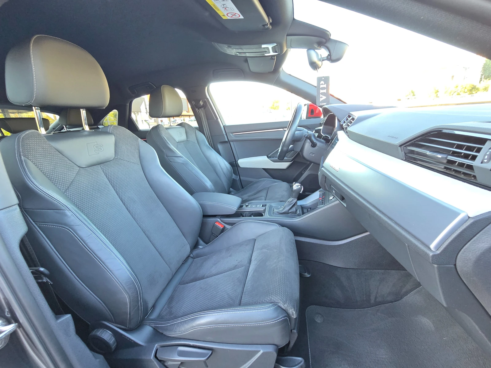 Audi Q3 S-Line* 2.0 190HP* Quattro* Digital, снимка 14 - Автомобили и джипове - 53742941