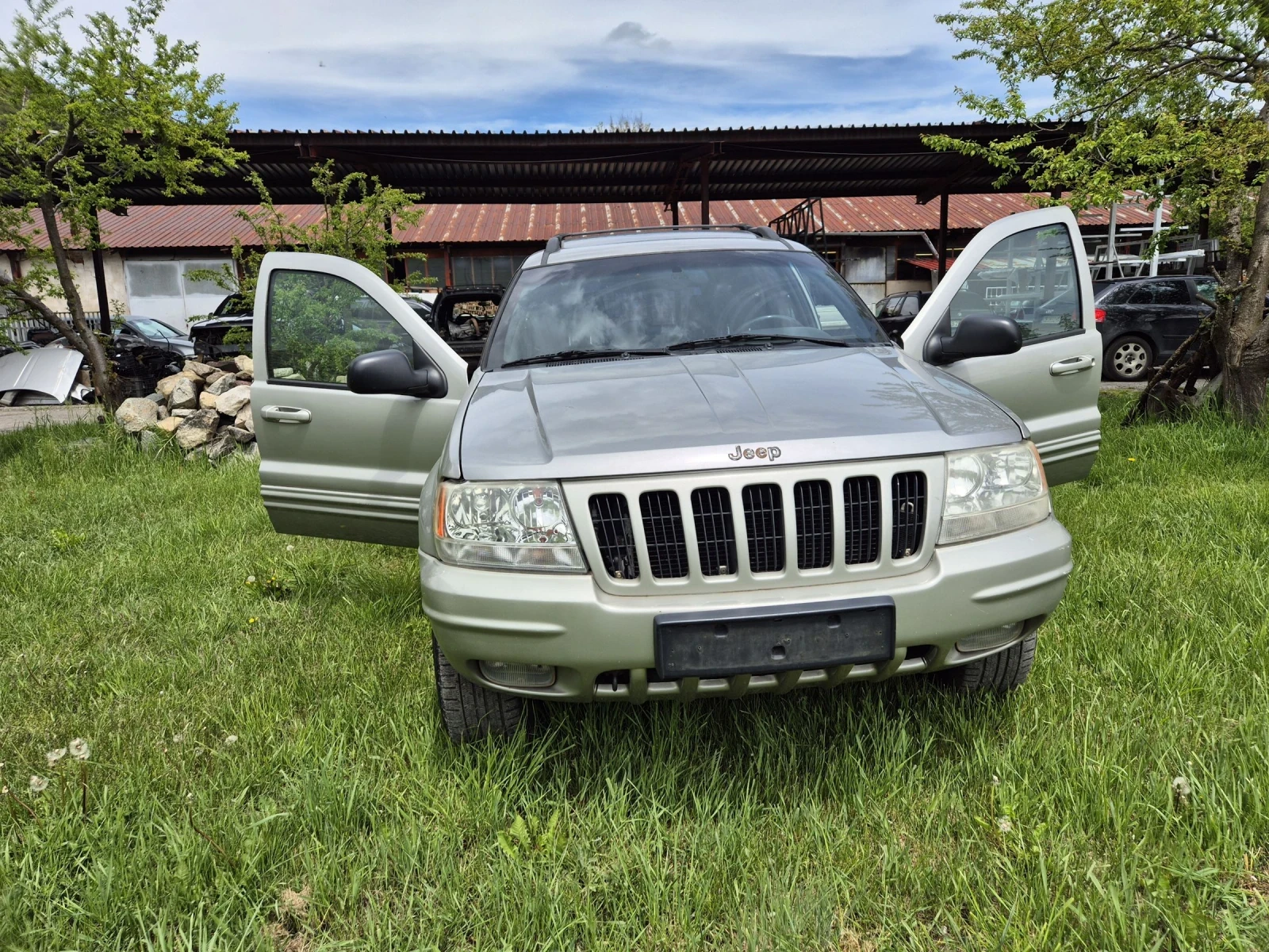 Jeep Grand cherokee 4.7 , снимка 3 - Автомобили и джипове - 54655164
