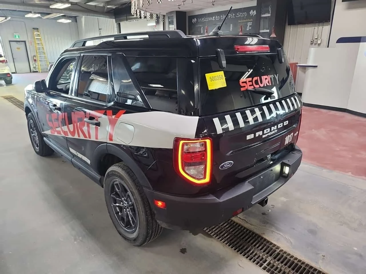 Ford Bronco BIG BEND/CARFAX/ФИНАНСИРАНЕ, снимка 4 - Автомобили и джипове - 54854345