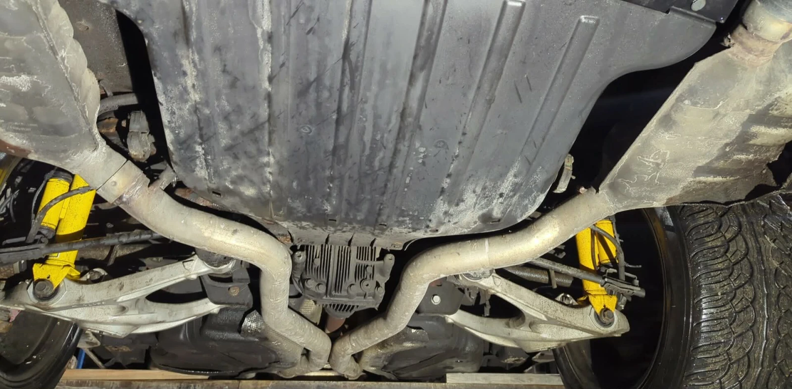 Jeep Cherokee SRT, БЕЗ УДАРИ, перфектен, снимка 16 - Автомобили и джипове - 55341497