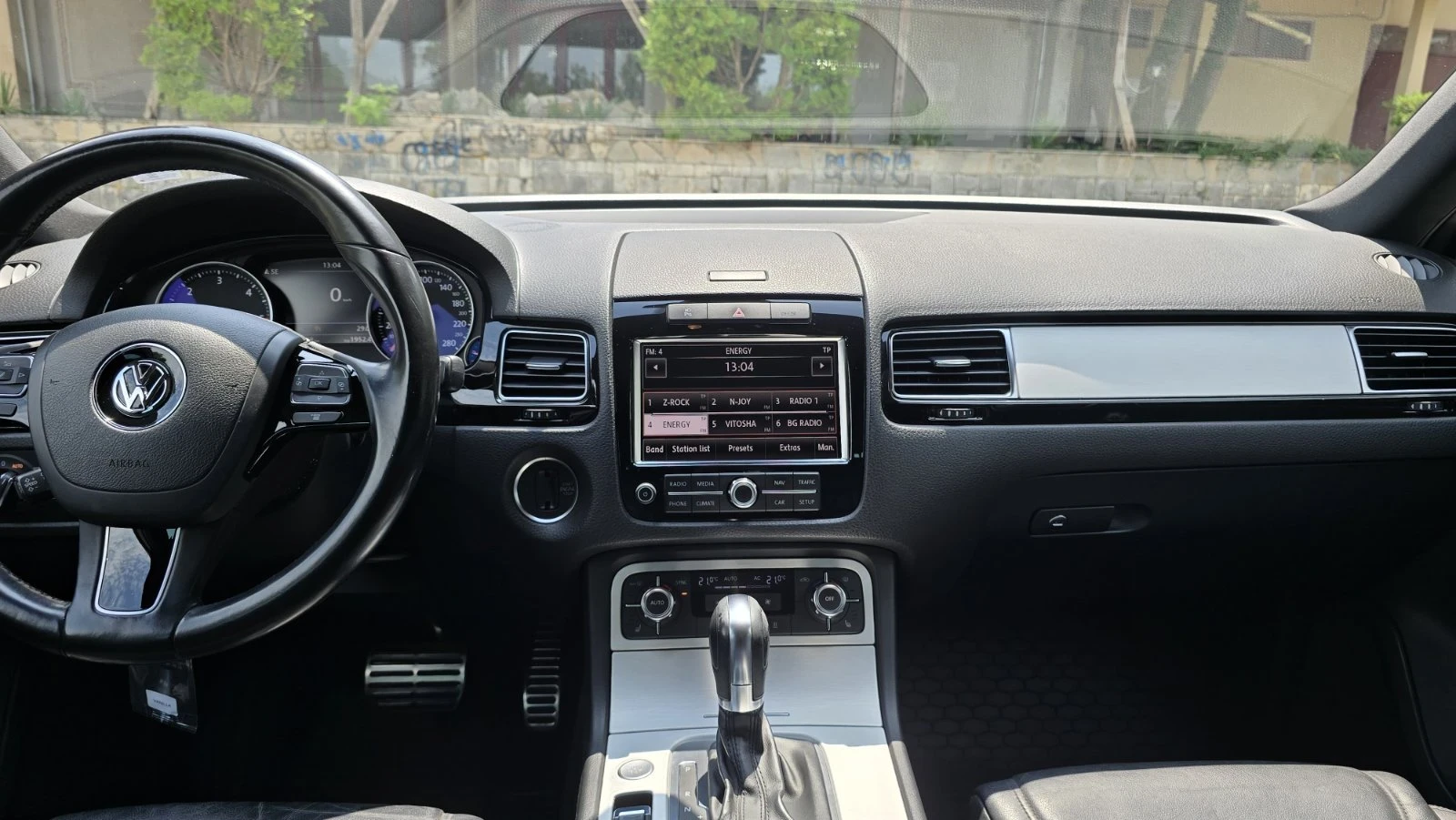 VW Touareg, снимка 2 - Автомобили и джипове - 55472995