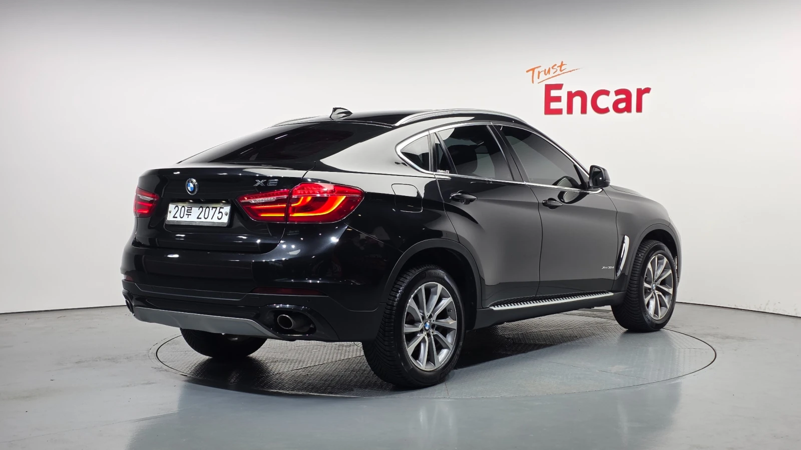 BMW X6, снимка 2 - Автомобили и джипове - 55610261