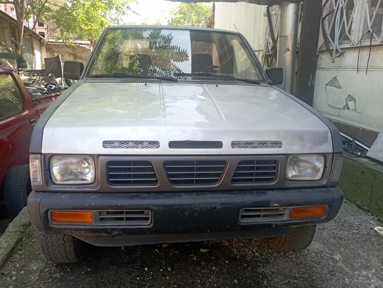 Nissan Navara 2.4ГАЗ KING-CAB