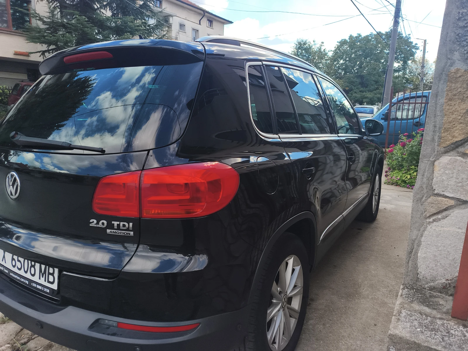 VW Tiguan Typ 5N, снимка 6 - Автомобили и джипове - 56553010