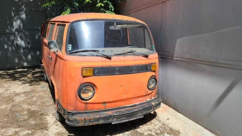 VW T2, снимка 1 - Бусове и автобуси - 47075120