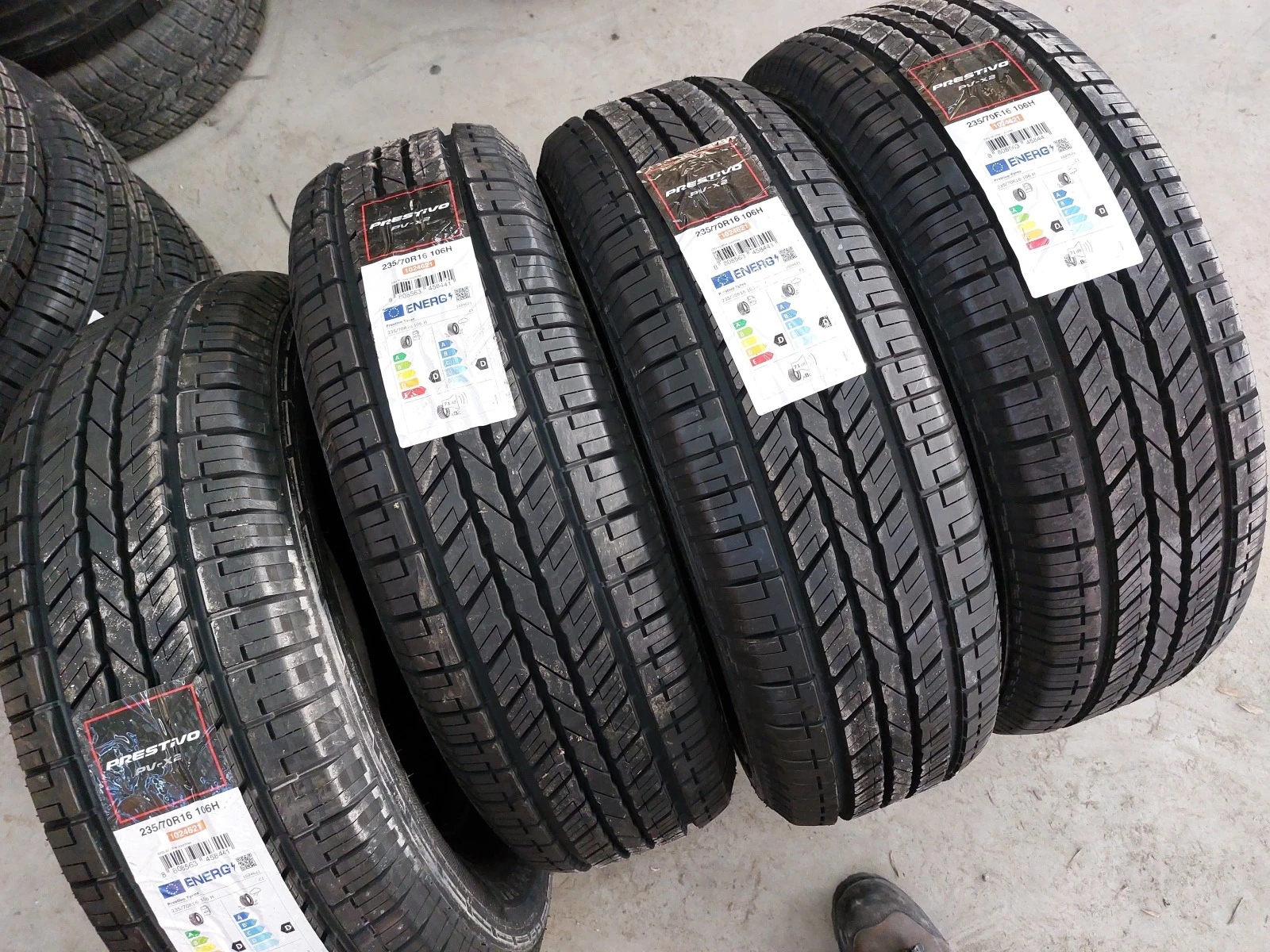 ���� 235/70R16 | Mobile.bg � ����������� 4