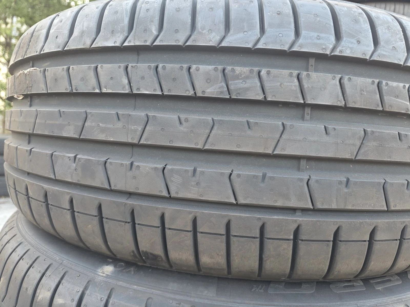 Гуми Летни 235/45R20