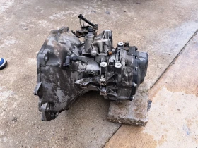 Opel Astra 1, 6 бензин 115коня  2011г.на части , снимка 12