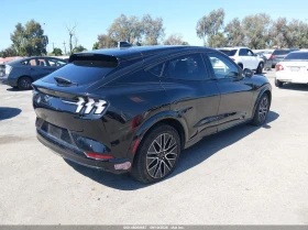 Ford Mustang Mach-E Premium, снимка 4
