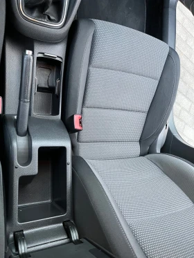 VW Golf | Mobile.bg    12