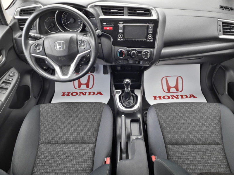 Honda Jazz 1.3 i-VTEC Trend MT, снимка 12 - Автомобили и джипове - 46460239