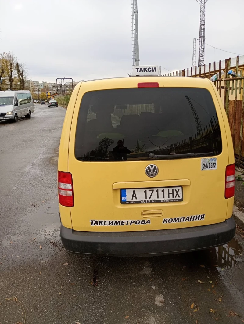 VW Caddy, снимка 5 - Автомобили и джипове - 48083860