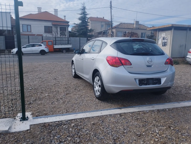 Opel Astra 1.4 ГАЗ/БЕНЗИН , снимка 6 - Автомобили и джипове - 48348373