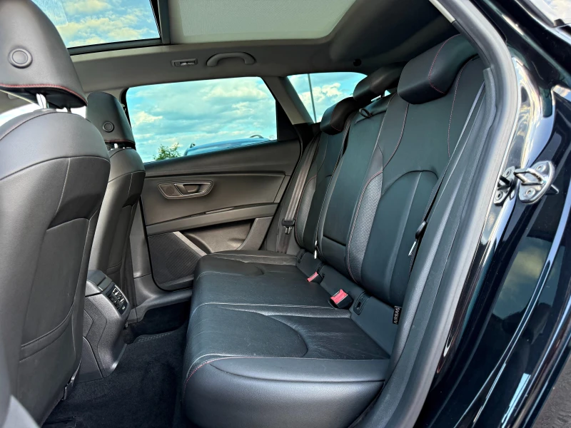 Seat Leon FR DSG PANO DISTRONIC NAVI PODGREV, снимка 10 - Автомобили и джипове - 50290858