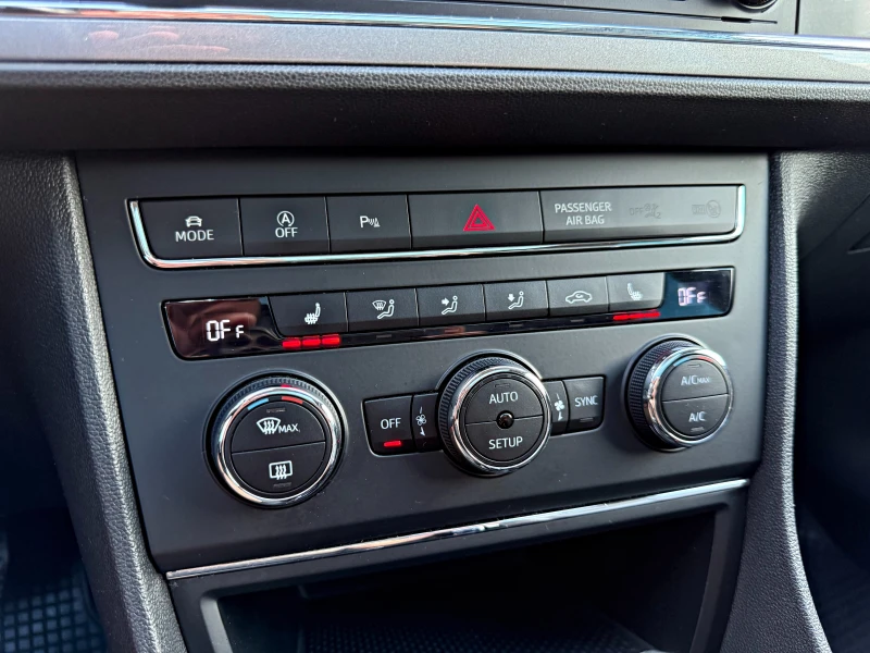 Seat Leon FR DSG PANO DISTRONIC NAVI PODGREV, снимка 13 - Автомобили и джипове - 50290858