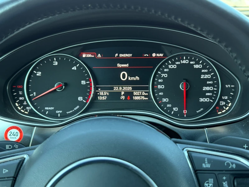 Audi A6 3.0TDI/Quattro/Headup, снимка 8 - Автомобили и джипове - 52630114