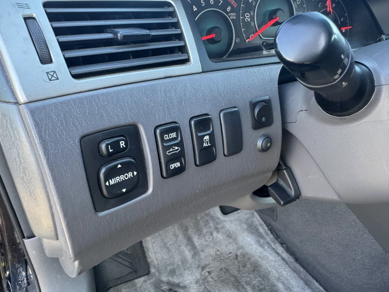 Toyota Camry Solara 3.3i, снимка 14 - Автомобили и джипове - 51915101