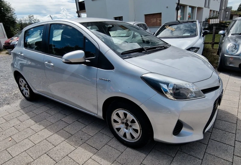 Toyota Yaris 1.5VVT-i Hybrid Swiss  - 16199 лв. / 8282.42 € - 28590891 1