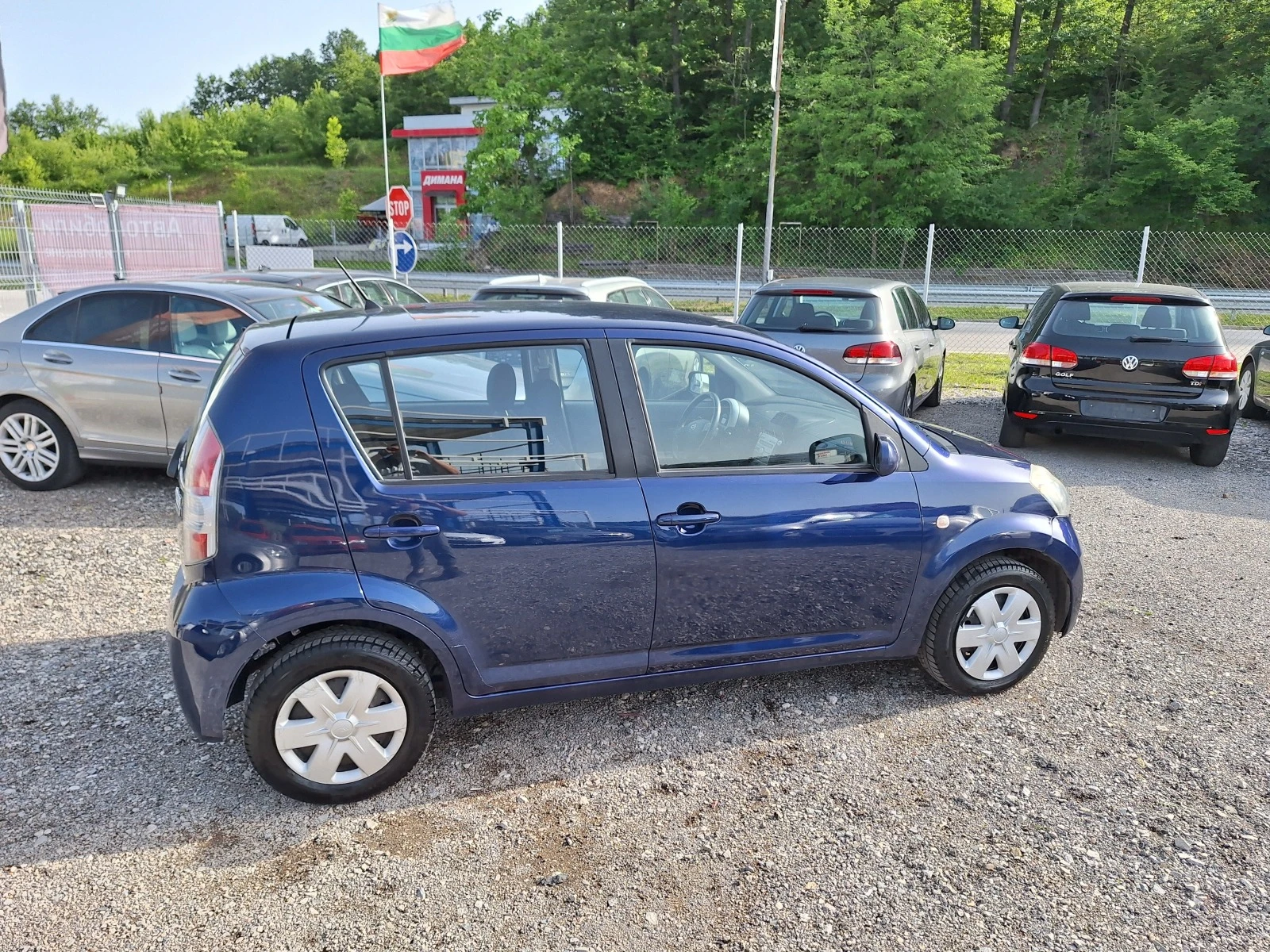 Daihatsu Sirion 1.0 - изображение 10