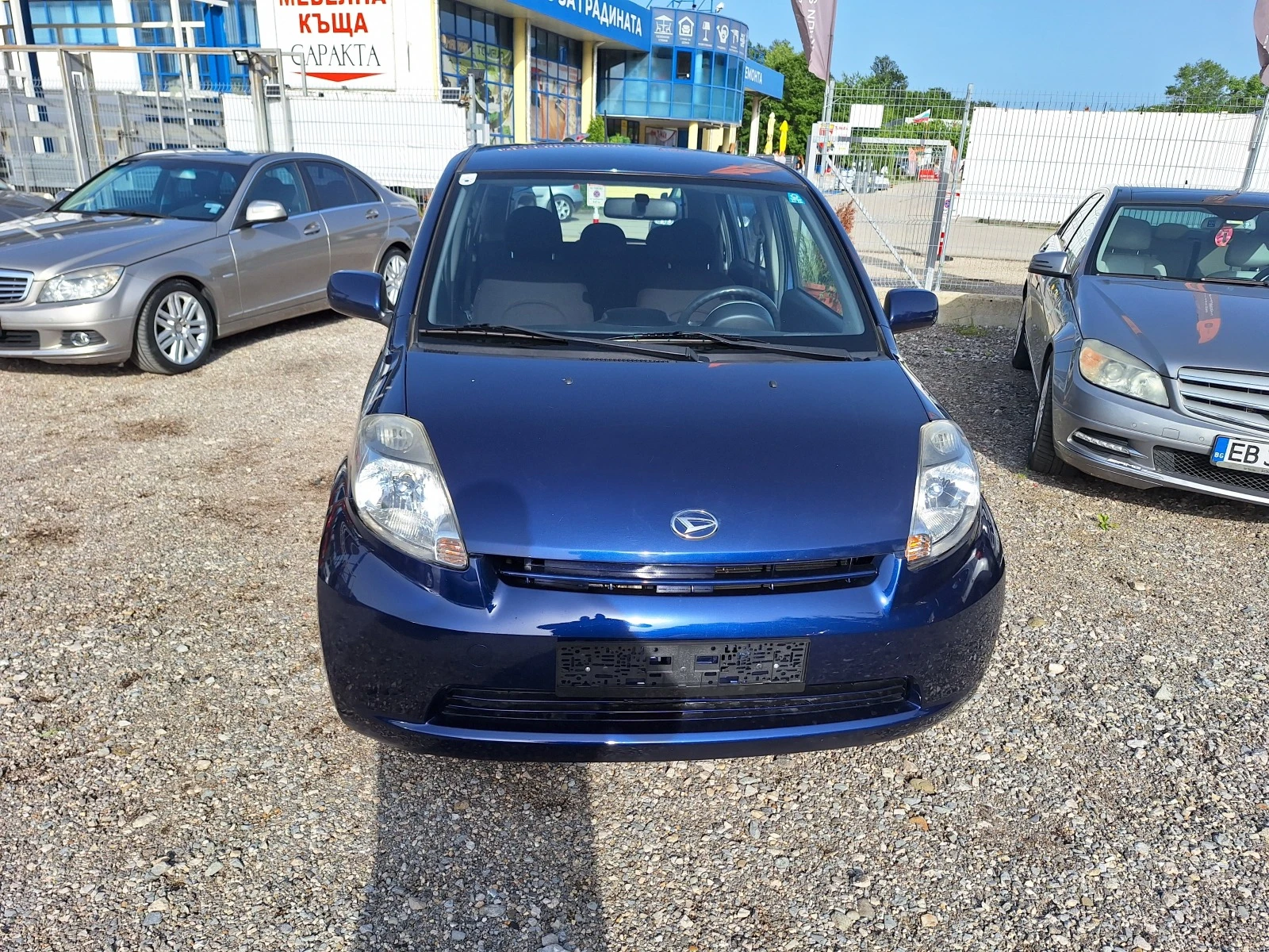 Daihatsu Sirion 1.0 - изображение 2